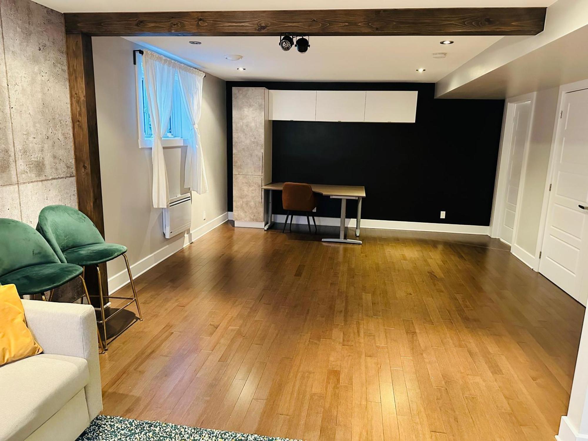 Urban Retreat - 2 Bedroom, 3 Beds, 6 Guests, Free Parking Longueuil Exteriör bild